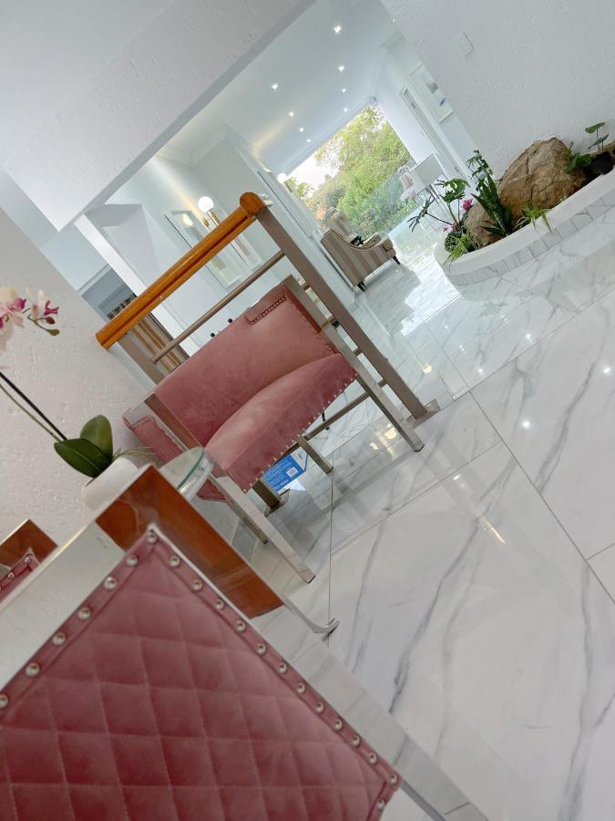 Amoris Guest House-Randburg Johannesburg Exterior photo